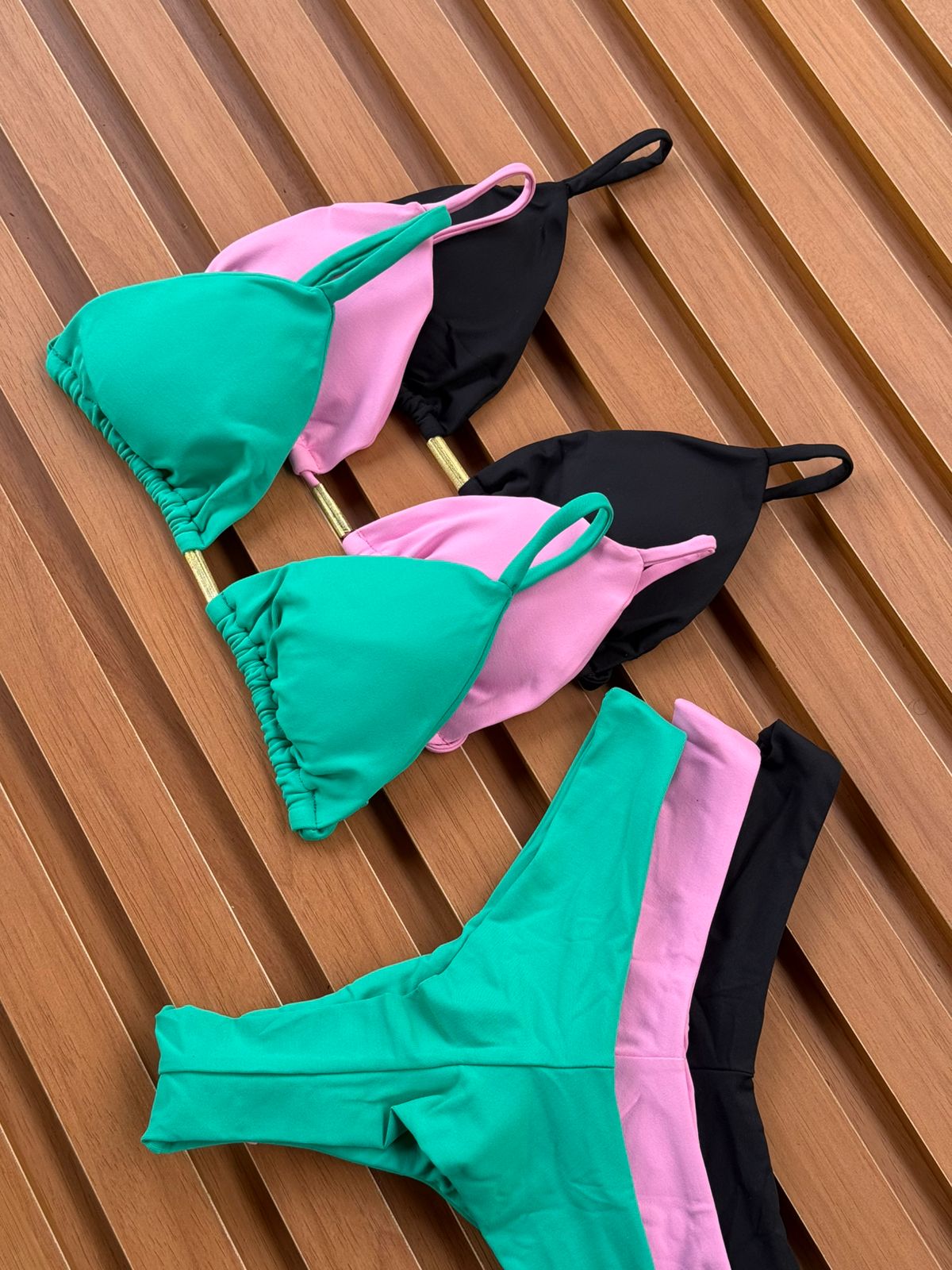 KIT 3 Biquíni Cortininha Calcinha Asa Delta Verde Jade/Rosa Chiclete/Preto