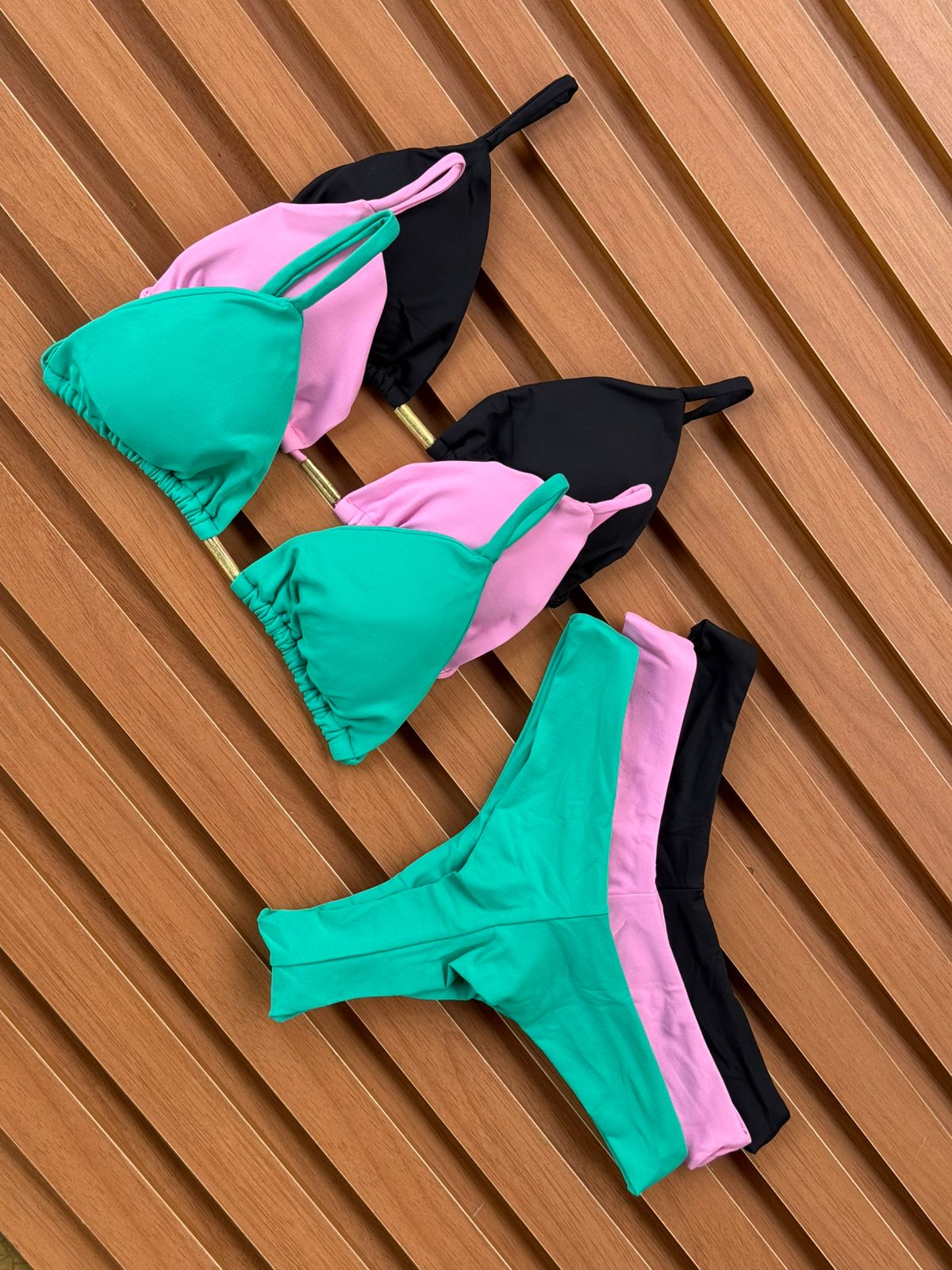 KIT 3 Biquíni Cortininha Calcinha Asa Delta Verde Jade/Rosa Chiclete/Preto