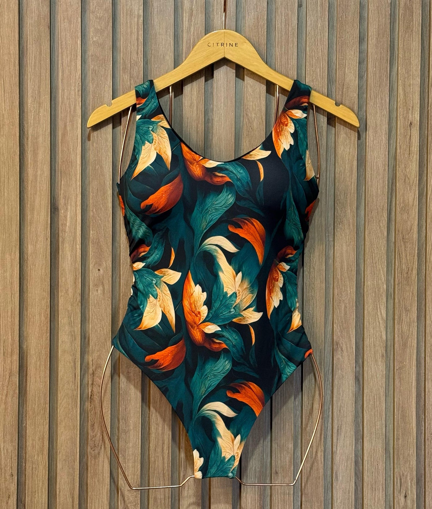 Conjunto Body Maiô e Saida de Banho Luz de Outono Ref: 761