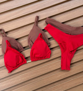 KIT 2 Biquíni Cortininha Calcinha Asa Delta Chocolate/Vermelho