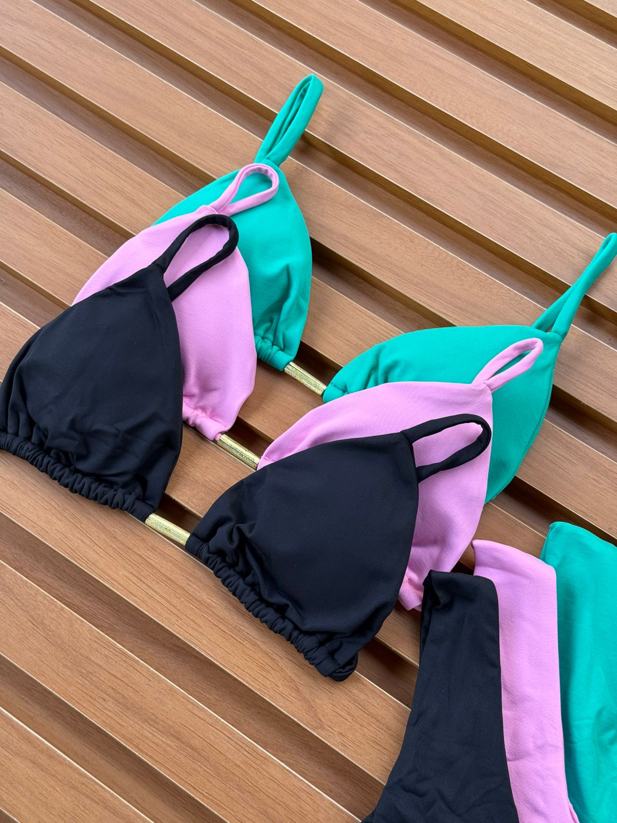 KIT 3 Biquíni Cortininha Calcinha Asa Delta Verde Jade/Rosa Chiclete/Preto