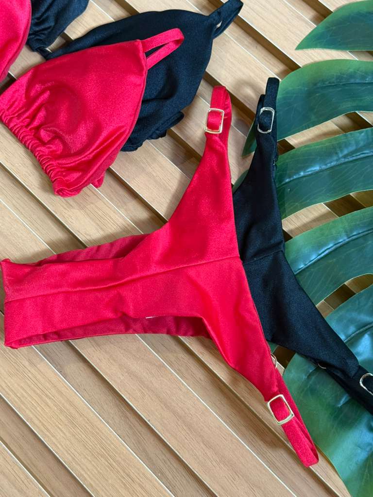 KIT 2 Biquini Cortininha Regulador Preto/Vermelho