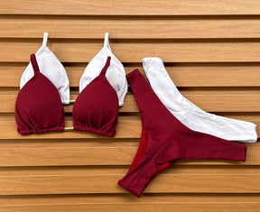 KIT 2 Biquíni Cortininha Calcinha Asa Delta Marsala/Branco