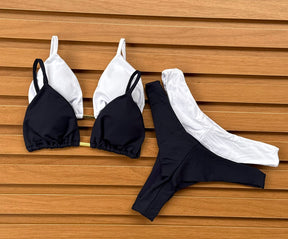 KIT 2 Biquíni Cortininha Calcinha Asa Delta Preto/Branco