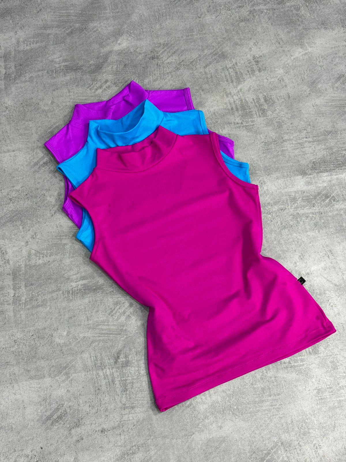 Kit 3 Blusa Baby Look Gola Alta Sem Manga Rosa Fúcsia/Azul Céu/Rosa Pink Escuro
